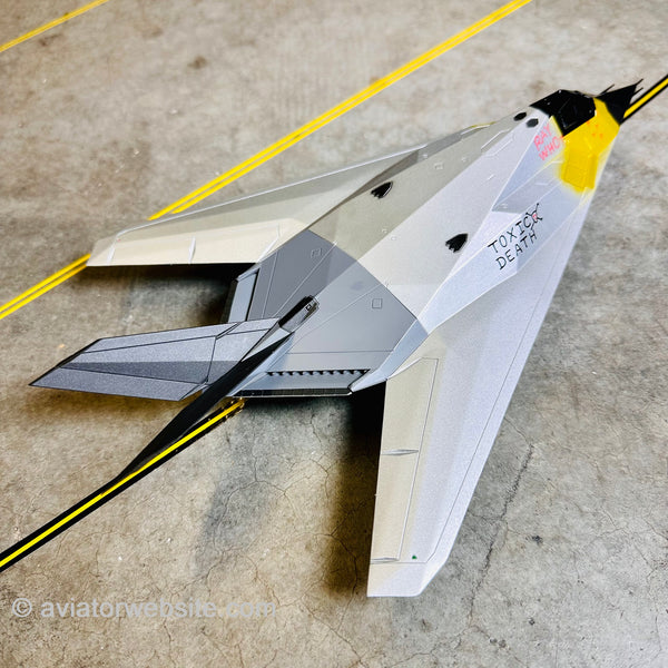 1:72 Lockheed F-117A Nighthawk Diecast Model USAF "Toxic Death" 1991 - HA5810